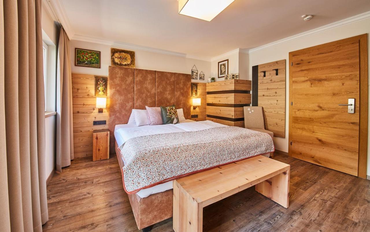 Fuchs Und Gretl Bed & Breakfast ซาลบาคฮินเทอร์เกลมม์ ภายนอก รูปภาพ
