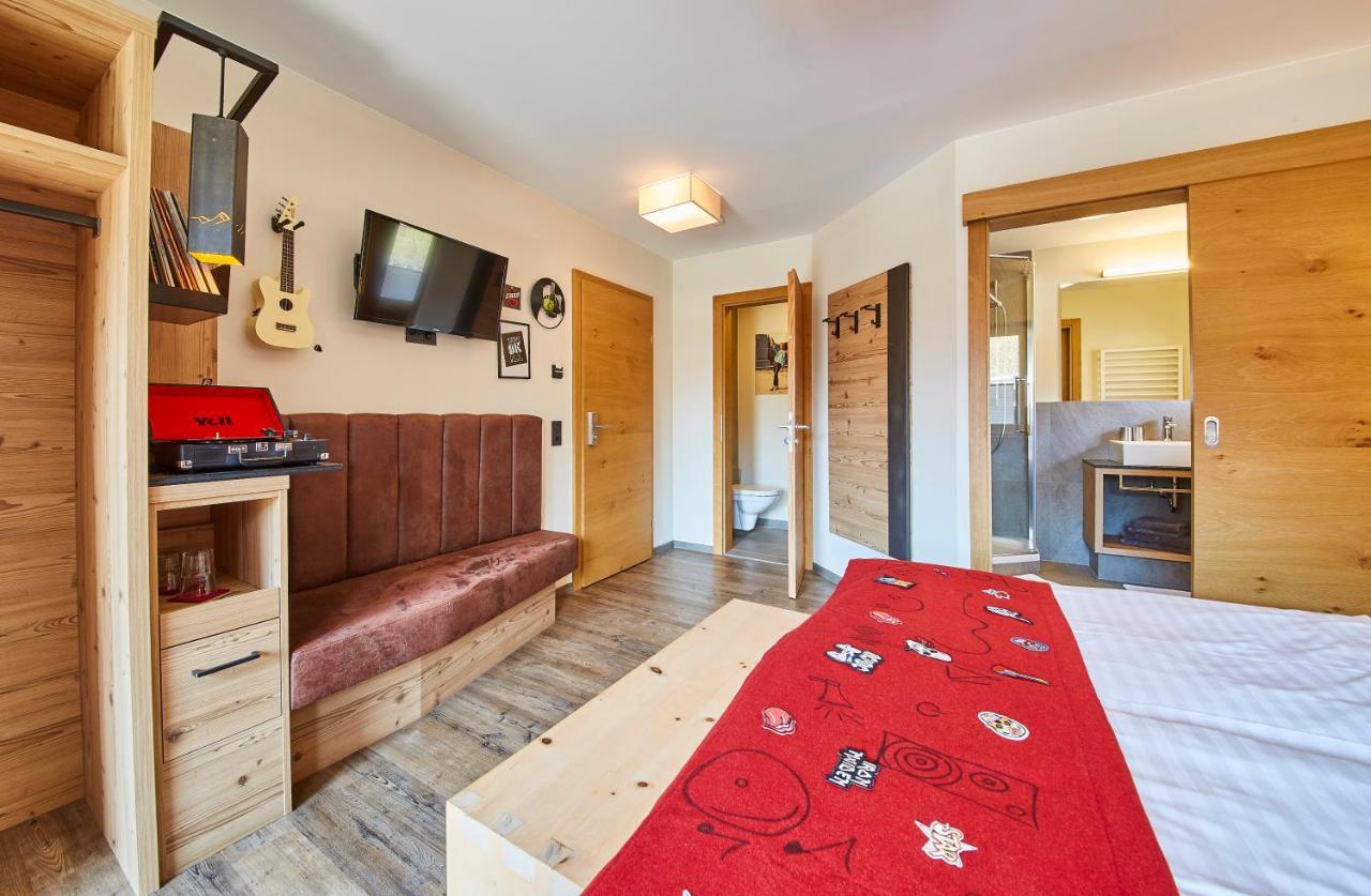 Fuchs Und Gretl Bed & Breakfast ซาลบาคฮินเทอร์เกลมม์ ภายนอก รูปภาพ
